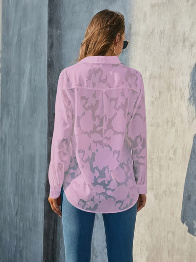 Liselot | Transparante blouse met bloemenreliëf
